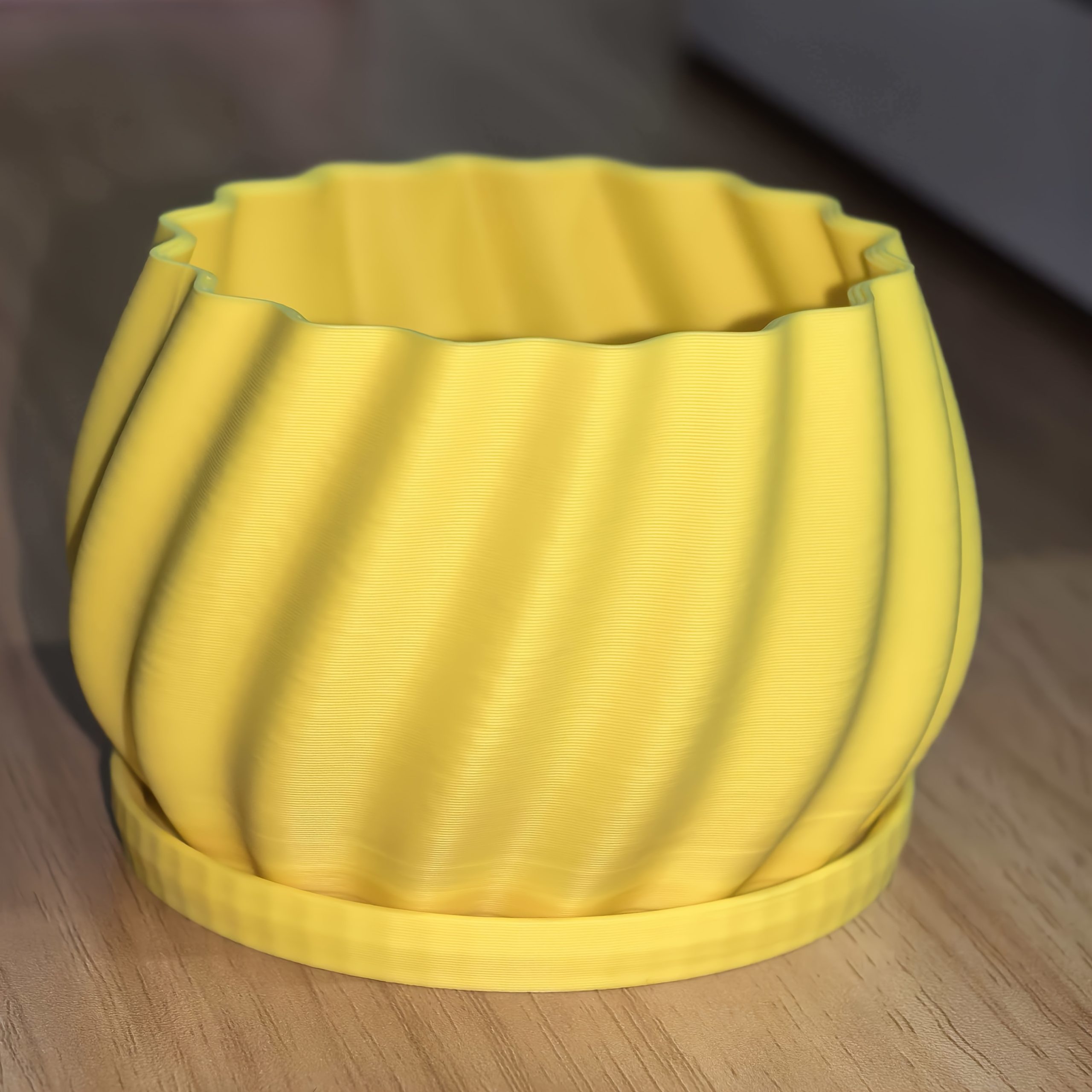 Ribbed Flower Pot with Drainage Holes, Yellow Textured Succulent Planter, Modern Indoor Plant Pot with Removable Tray Planter Flower Pot Plant Pot Pot for Plants Garden Pot Indoor Planter Outdoor Garden Pot Office Desk Plant Pot Home Decor Planter G - Image 7